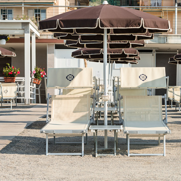 alberghi spiaggia liguria